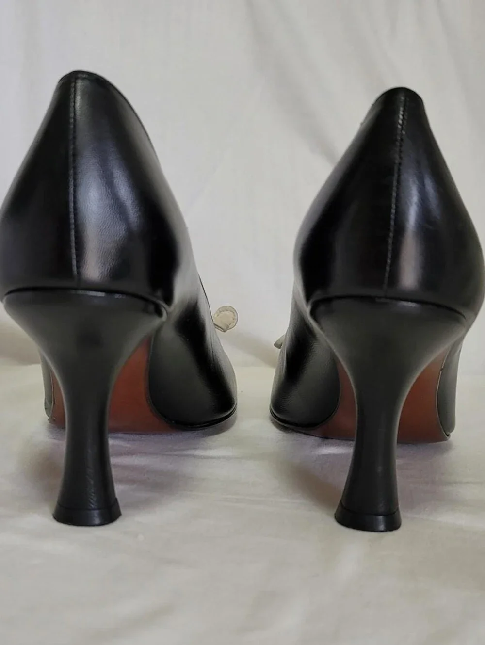 Stuart Weitzman Black Leather Polka Dot Bow Pumps Sz 7